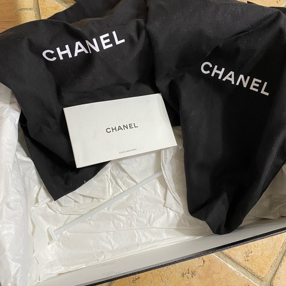 Chanel Mocassins Loafers - Picture 3 of 8